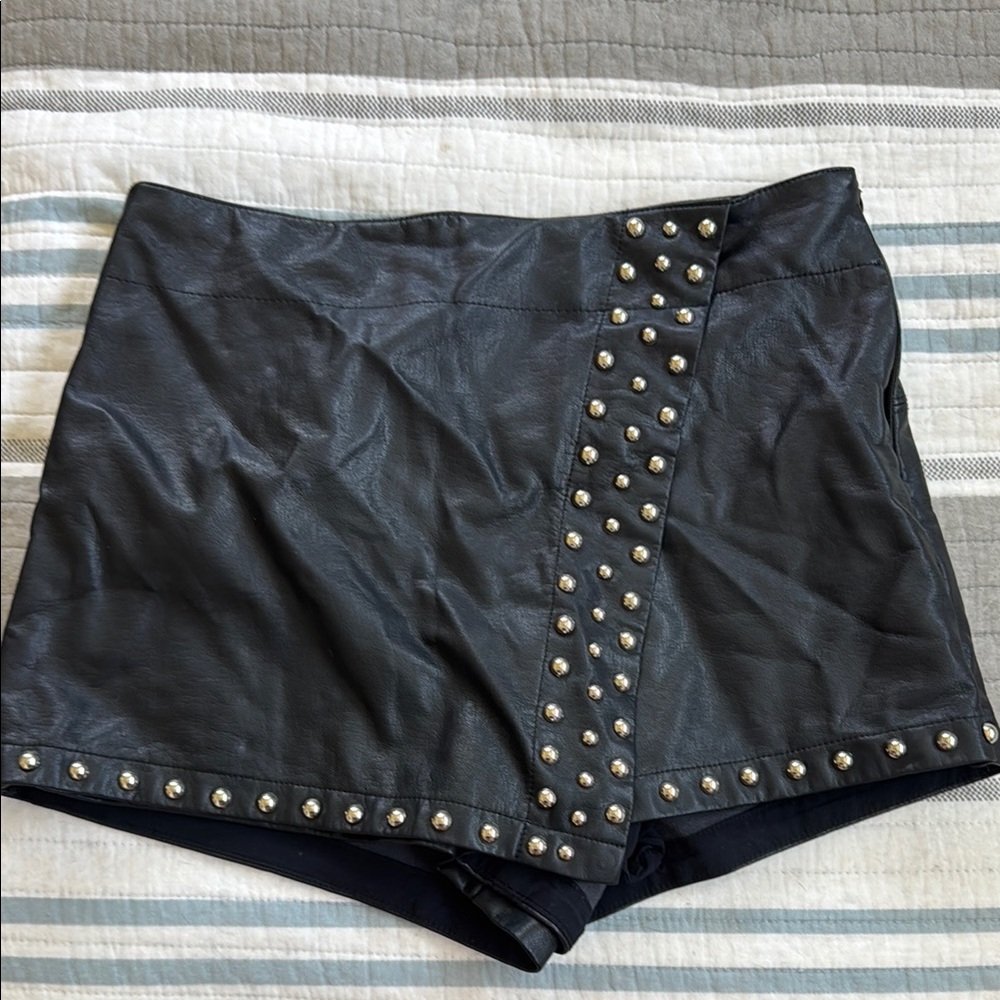 Free People Emmy Skort - Broken zipper!